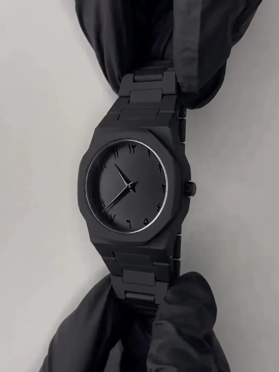 aura watch